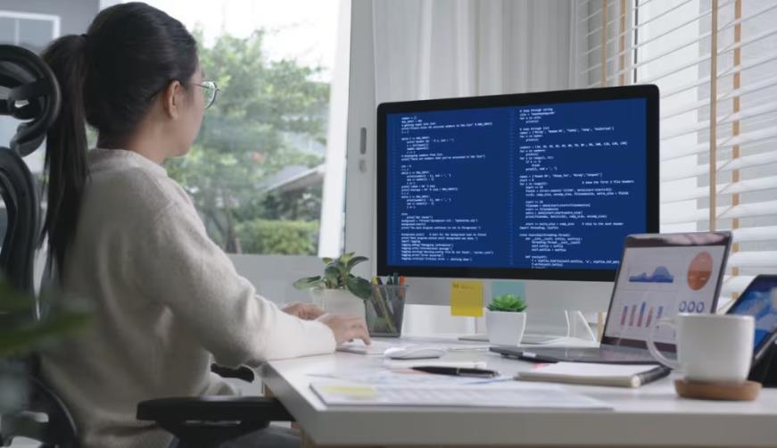 南明区企业数字化解决方案:机器学习赋能商业模式升级的核心路径